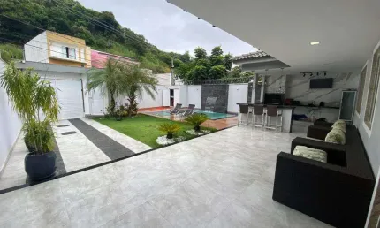 Casa à venda em Rio de Janeiro, Jardim Sulacap, com 3 quartos, 400m²