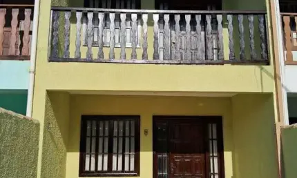 Casa à venda em Cabo Frio, Unamar (Tamoios), com 2 quartos, 75m²