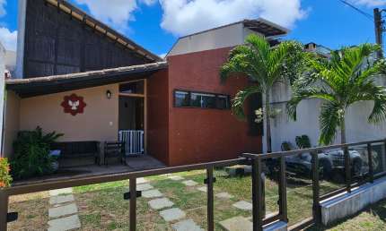 Casa Térrea- 2 suítes em Catu de Abrantes- Abrantes