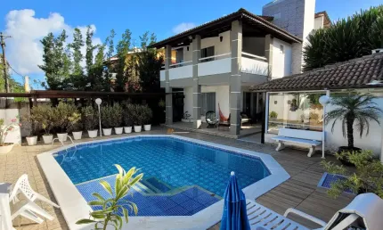 Casa Duplex- 4 suítes em Vilas do Atlântico em Lauro de Freitas