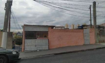 Terreno contendo 3 casas próximo ao centro de Osasco