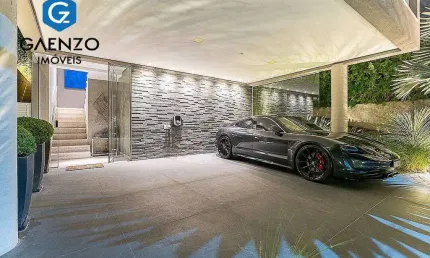 Casa em Condomínio - Alphaville, Santana de Parnaíba / SP