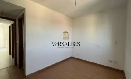 Apartamento com 2 Quartos, Suíte e Varanda à Venda no Bairro Caiçaras – Próximo ao Shopping Del Re