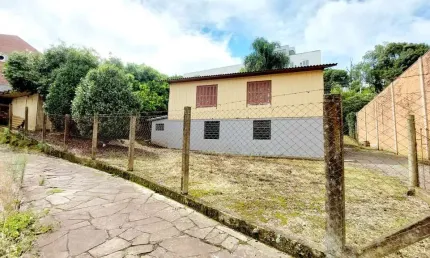 A vantagens de comprar um terreno é de criar o projeto que você quiser.