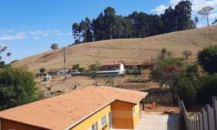 Chacara de 840 M2 no Bairro do Pinhal Grande em Toledo-MG