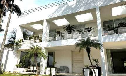 Casa com 3 quartos para alugar na Rua Argentina, 563, Jardim Europa, São Paulo por R$ 85.000
