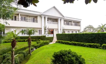 Casa em condomínio fechado com 6 quartos à venda na Rua General Pereira da Cunha, 505, Morumbi, São Paulo por R$ 25.000.000