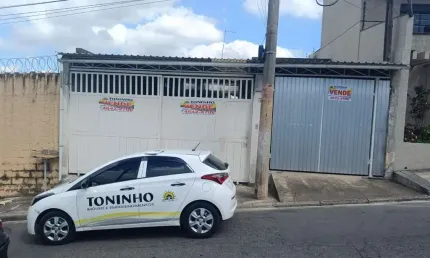 Casa com 6 quartos à venda na Vila Virgínia, Itaquaquecetuba  por R$ 850.000
