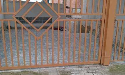 Casa com 1 quarto à venda na Vila Vermont, Itaquaquecetuba  por R$ 365.000