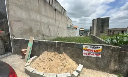 Terreno à venda na Vila Vermont, Itaquaquecetuba  por R$ 180.000