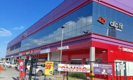 Ponto comercial para alugar na Vila Ursulina, Itaquaquecetuba  por R$ 5.745