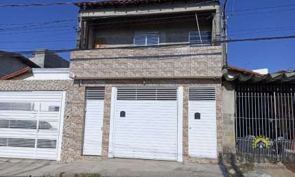 Casa com 3 quartos à venda na Vila Virgínia, Itaquaquecetuba  por R$ 450.000