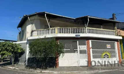 Casa com 6 quartos à venda na Vila Virgínia, Itaquaquecetuba  por R$ 600.000