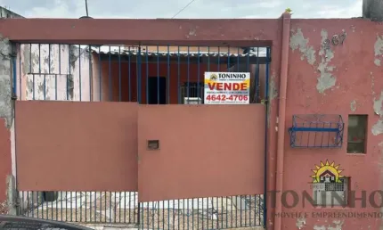 Casa à venda na Vila Vermont, Itaquaquecetuba  por R$ 262.000
