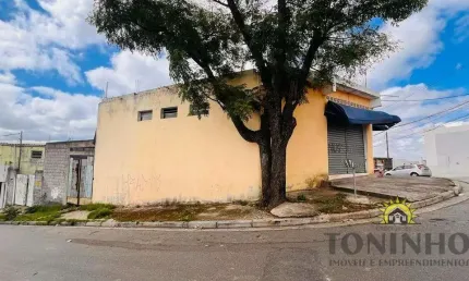 Prédio à venda no Parque Viviane, Itaquaquecetuba  por R$ 1.200.000