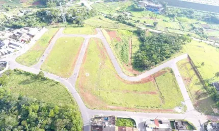 Prédio à venda no Jardim Rio Negro, Itaquaquecetuba 