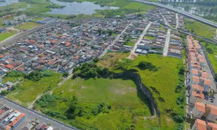 Prédio à venda na Vila Vermont, Itaquaquecetuba 