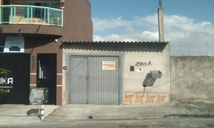 Casa à venda no Jardim Luana, Itaquaquecetuba  por R$ 185.000