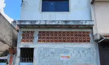 Casa com 3 quartos à venda no Jardim Adriane, Itaquaquecetuba  por R$ 490.000