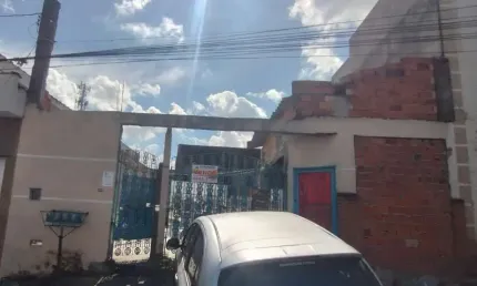 Casa com 1 quarto à venda no Jardim Luciana, Itaquaquecetuba  por R$ 500.000