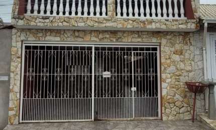 Casa com 2 quartos à venda na Vila Virgínia, Itaquaquecetuba  por R$ 575.000