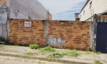 Terreno à venda no Jardim Santa Rita II, Itaquaquecetuba  por R$ 250.000