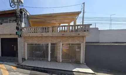 Casa com 4 quartos à venda na Vila Virgínia, Itaquaquecetuba  por R$ 599.000
