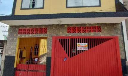 Casa à venda no Jardim Adriana, Itaquaquecetuba  por R$ 425.000