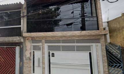 Casa à venda no Jardim Zélia, Itaquaquecetuba  por R$ 400.000
