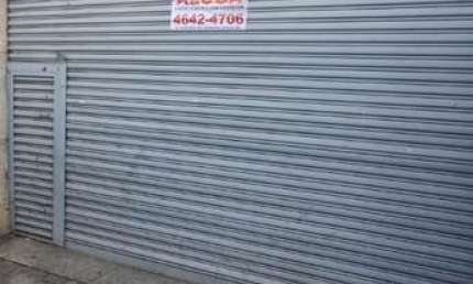 Sala comercial para alugar no Centro, Itaquaquecetuba  por R$ 25.000
