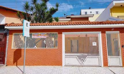 Casa com 3 quartos para alugar na Vila Virgínia, Itaquaquecetuba  por R$ 6.000