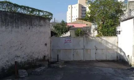 Barracão / Galpão / Depósito para alugar no Centro, Itaquaquecetuba  por R$ 10.000