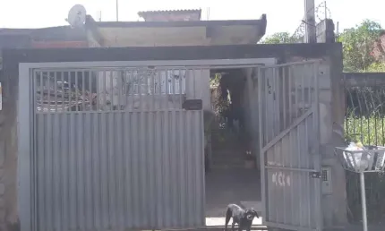 Casa à venda no Parque Residencial Marengo, Itaquaquecetuba  por R$ 402.000