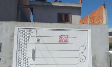 Casa com 3 quartos à venda no Residencial Jasmim, Itaquaquecetuba  por R$ 370.000