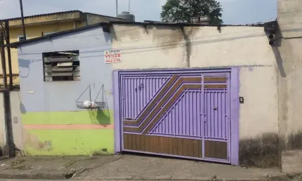 Casa com 3 quartos à venda no Jardim Anita, Itaquaquecetuba  por R$ 300.000