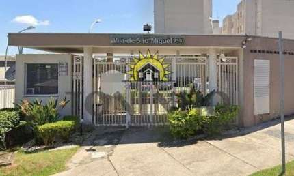 Apartamento com 2 quartos para alugar na Cidade Kemel, Itaquaquecetuba  por R$ 850