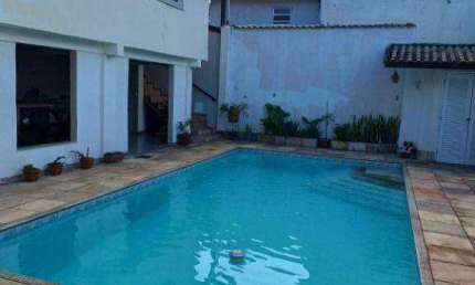 VENDA - Casa com 4 dormitórios. Piratininga - Niterói/RJ