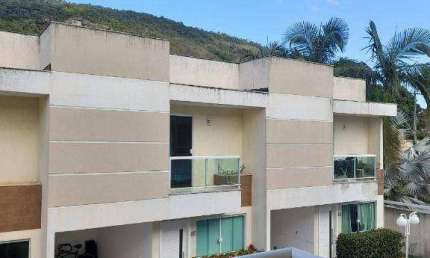Casa com 4 quartos em condomínio em Bairro Peixoto - Itaipu