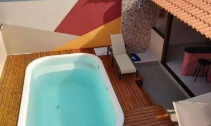 Casa Duplex à Venda em Itaipu, Niterói – 4 Quartos, Piscina, Varanda Gourmet e 2 Vagas
