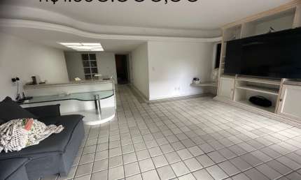 3/4 + gabinete + dependencia, 155m2. a uma QD da praia