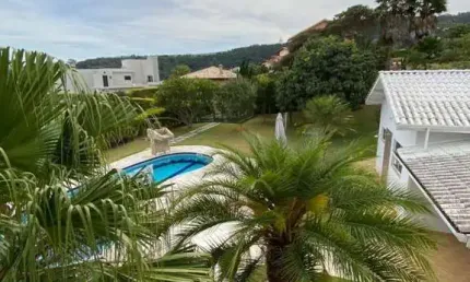 Sobrado para Venda em Bragança Paulista, Jardim das Palmeiras, 7 dormitórios, 5 suítes, 1 banheiro, 4 vagas