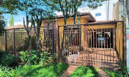 Casa com 4 quartos à venda na Rua Daniel Pedro Muller, 59, Botafogo, Campinas, 219 m2 por R$ 1.000.000