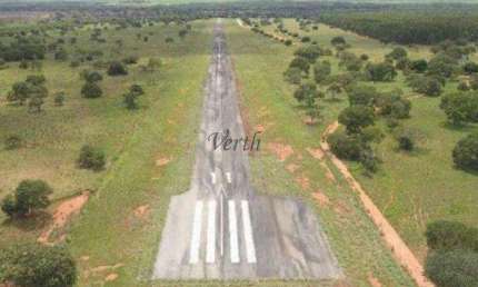 Fazenda à venda na Avenida Olegário Maciel 714, 100, Centro, Paracatu, 7131 m2