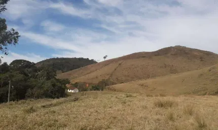Fazenda à venda na rural, 1232, Centro, Pequeri, 1466 m2 por R$ 39.000.000