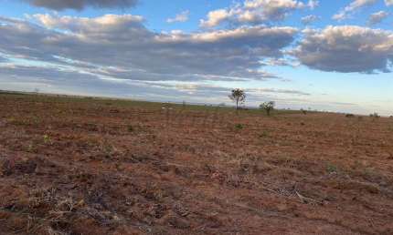 Fazenda à venda na Rural, 1000, Centro, Coribe, 2105 m2 por R$ 18.000.000