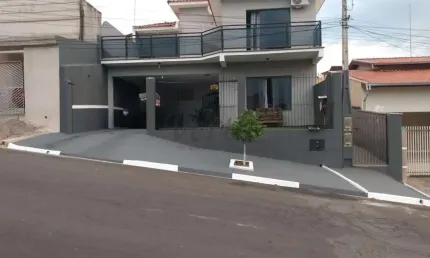 Casa com 4 quartos à venda na Francisco Empke, 9, Cidade Jardim, Monte Mor, 260 m2 por R$ 1.040.000