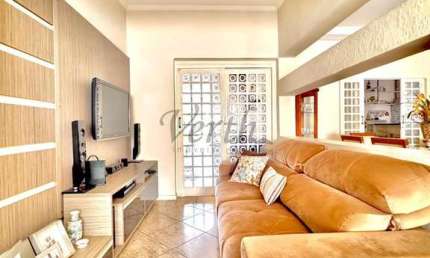 Casa com 4 quartos à venda na Ricardo Barros Brandão, 46, Jardim Murayama, Mogi Mirim, 360 m2 por R$ 900.000