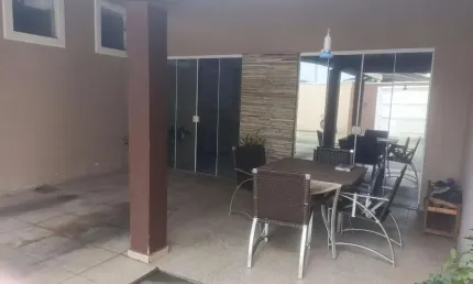Casa com 2 quartos à venda na Antonio de Paula Bueno Júnior, 140, Jardim Santa Cruz, Mogi Guaçu, 250 m2 por R$ 300.000