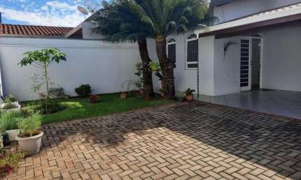 Casa com 3 quartos à venda na Antônio Inácio Franco, 78, Jardim São José, Mogi Guaçu, 250 m2 por R$ 450.000