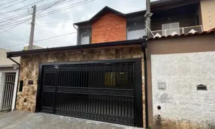 Casa com 3 quartos à venda na Pamplona, 10, Jardim Valença, Indaiatuba, 180 m2 por R$ 780.000